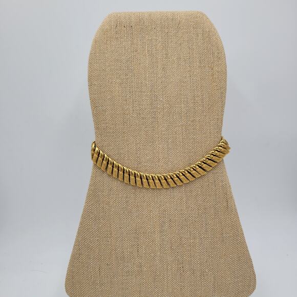 Vtg Cleopatra Choker Necklace 17" Gold Tone Egyptian Chunky Tassel Link Collar - Picture 2 of 12